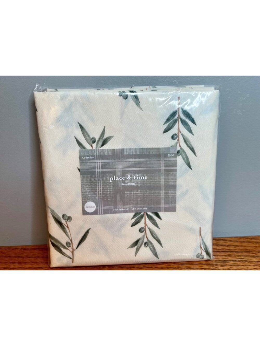 NEW Vinyl Flannel Back Kitchen Tablecloth, 60" Round (4-6 people) OLIVES, P&T